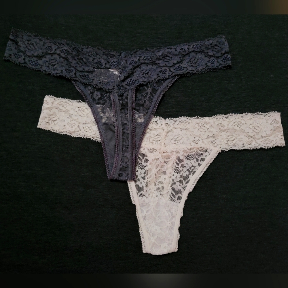 Women's Lace Thongs